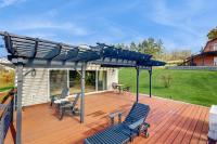 Seneca Overlook Getaway - B&B Burdett