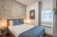 Modern 2BR - 2 Full Bathrooms - Trendy Location - B&B Montreal
