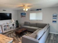 Magical Mermaid Condo - Bed and Breakfast New Smyrna Beach