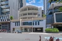 Saphira Edge - Art Deco Elegance in Brisbane's Heart - B&B Brisbane