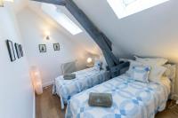 Duplex Apartment - 2 Bedrooms.