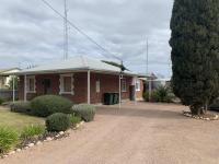 Paradise at Port Hughes - Family Beach Escape ALL LINEN AND TOWELS PROVIDED - B&B Port Hughes