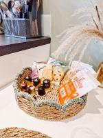 Stylish Kensington Studio by Olympia with Fast Wi-Fi - B&B London