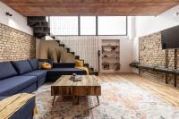 Industrial Loft Duplex -100sqm- near Antonplatz - B&B Berlin