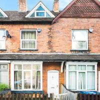 Three Bed House - Off Street Parking - Garden 17ML - B&B Birmingham