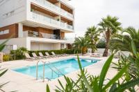 Sun Beach Residence con Piscina - Piazza Brescia - Adria Holiday Jesolo - FAMILY APARTMENTS - Chambres d'hôtes Lido di Jesolo