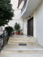 Sea the City - Chic 2-BDR Escape with Spacious Living - B&B Athens