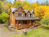 Custom Crafted Forest Retreat with Pond on 5 Acres - B&B Olympia