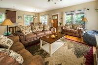 River Rock Cabin - Comfortable, Private Home with King Beds & Mountain Views - Bed and Breakfast Horse Shoe