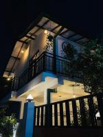 Harbor Moon - B&B Hiriketiya