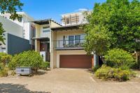 Family Beach House at Sebel Twin Waters Resort - Bed and Breakfast Twin Waters