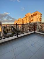 Beautiful 2BD Apartment with Large Terrace and Free Parking - B&B Plovdiv