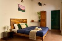 Camera Matrimoniale con Vista Giardino