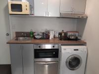 value in cbd for couple - B&B Auckland