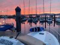 El yate de las luces - B&B Vigo