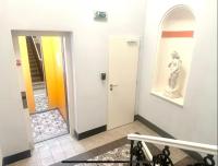 Golden Dome Skyline Retreat Modern 2BR Apartment in Prague 1 Center with King Bed and Museum View - Chambres d'hôtes Prague