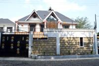 White House II - B&B Naivasha