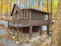 Cozy w Fire Pit Grill Deck Screened Porch WiFi - Chambres d’hôtes Harpers Ferry