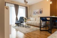 Mountain Views Diamond Suite - 2BR - 15th Floor - Free Parking - B&B Skopje