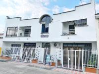 Apartamentos Zona Circunvalar Por Parceros Group - Chambres d’hôtes Pereira