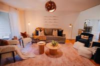 The 312 House - A Boho Retreat- Hocking Hills - B&B Logan