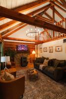 Outdoors Sleeps7 Family Getaway Fun Arcade Villa - B&B Rockbridge