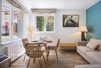 3BR Central Madrid Gem - Rare Private Garden - B&B Madrid