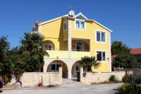 Apartments with swimming pool Sibenik - 4166 - Chambres d'hôtes Sibenik