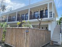 Mango Room Mandalika - B&B Katilampak