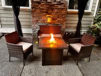 Charming scape by Bear Mountain - B&B Victoria