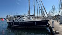 Voilier à quai - Chambres d’hôtes Gruissan