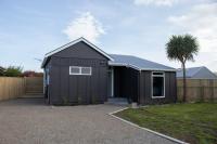 The Window Seat - pet-friendly 1BR apartment - B&B Waitara