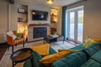 Cottage style with lovely mountain views - B&B Merthyr Tydfil