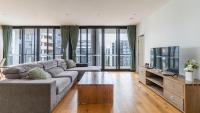 3B2B & 2 Car Parks Walk to Station & Shops - Bed and Breakfast Sydney