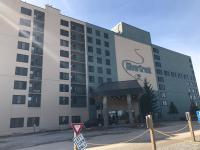 Modern Condo with Ski In & Ski Out - Silver Creek Lodge, Snowshoe - Bed and Breakfast Snowshoe