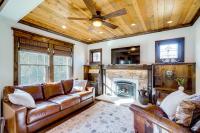 Old Stone Cottage Retreat in the Heart of Missouri - B&B Bourbon