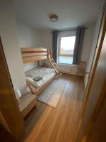 Nowy Apartament 5 Osob dobra lokalizacja 1 min z S6 300 m ul Franciszkanska - Chambres d'hôtes Koszalin