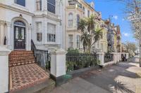 The Coastal Den By My Getaways - B&B Brighton