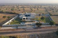 Casa Concreto- 5-Bedroom Luxury Villa with all weather Pool - Chambres d'hôtes Jodhpur