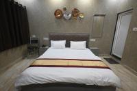 Camera Matrimoniale Deluxe (2 Adulti + 1 Bambino) 