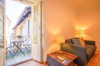 Apartment mit Balkon