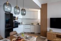 Appartamento con 2 Camere da Letto, Balcone e Vista mare