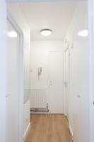 Bright & Modern Apartment, Central Location, Free Parking & Fast Wi Fi - B&B Londra