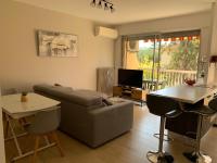 Agréable 2 pièces à 150 m de la mer - B&B Cagnes-sur-Mer