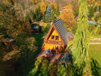 Domki Janosik - Góralski domek z kominkiem, na dużej ogrodzonej działce, przyjmujemy psy bezpłatnie, Łopuszna blisko Nowego Targu i Białki Tatrzańskiej na Podhalu - B&B Łopuszna