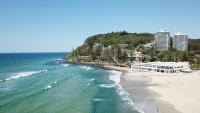 Modern Coastal Escape – Burleigh Beachfront - B&B Gold Coast