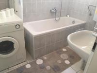 Apartment Satus - Bed and Breakfast Podstrana