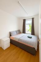 Heated 4 Bedroom House with 2 Bathrooms Near O2 and ExCeL - B&B Plumstead