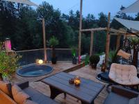 Cozy 6 Bedroom Holiday House in Oslos Countryside - Ferienwohnung Kolbotn