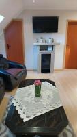 Apartment mit 4 Schlafzimmern und einem Balkon 